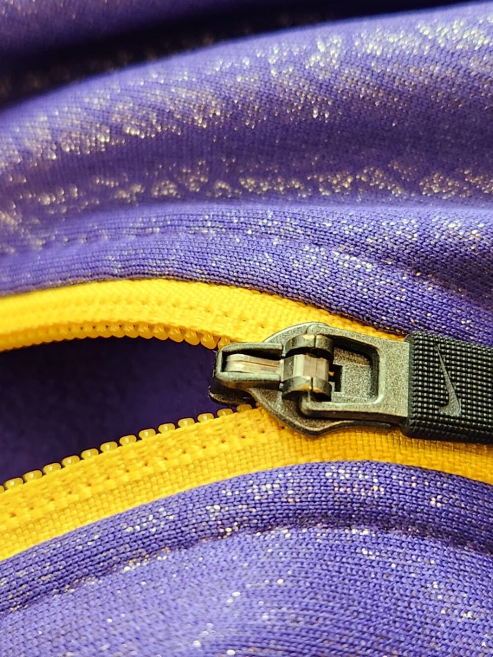 Nike Kobe Bryant Hero Print Full Zip Hoodie Metallic Purple Size Large Lakers - Picture 9 of 13